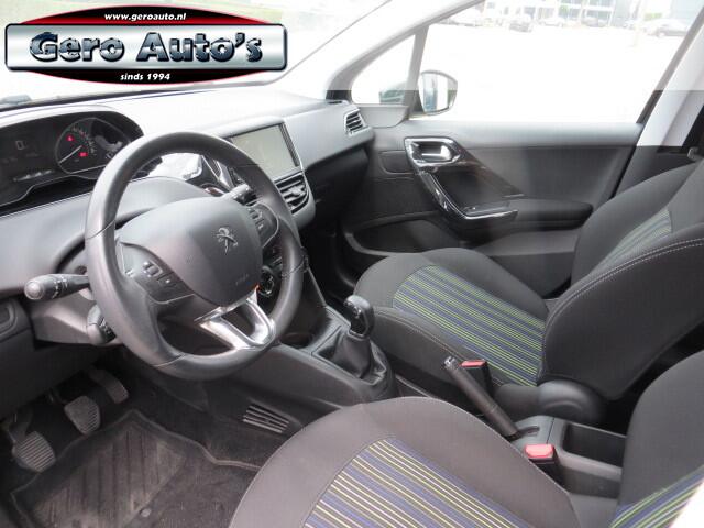 Peugeot 208 1.2 PureTech Urban Soul nl-auto 73dkm ,5 deurs, cruise control ,led etc