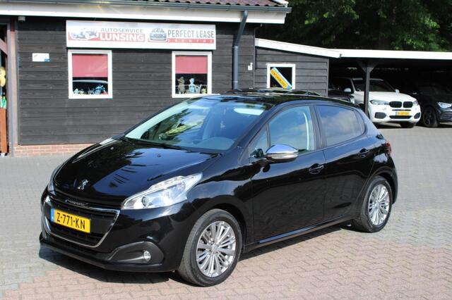 Peugeot 208 1.2 PURETECH ALLURE Navigatie Cruise Airco