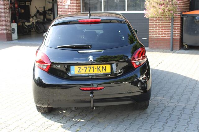Peugeot 208 1.2 PURETECH ALLURE Navigatie Cruise Airco