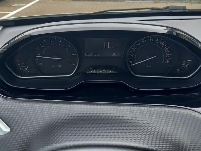 Peugeot 208 1.2 PureTech Signature | Navigatie | Apple Carplay/Android Auto | Cruise Control |