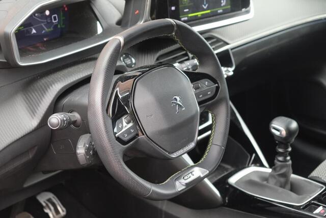 Peugeot 208 1.2 PureTech 100pk GT | Navi | App Connect | Adaptive Cruise | Full LED | Camera | 17" velgen