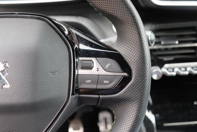 Peugeot 208 1.2 PureTech 100pk GT | Navi | App Connect | Adaptive Cruise | Full LED | Camera | 17" velgen