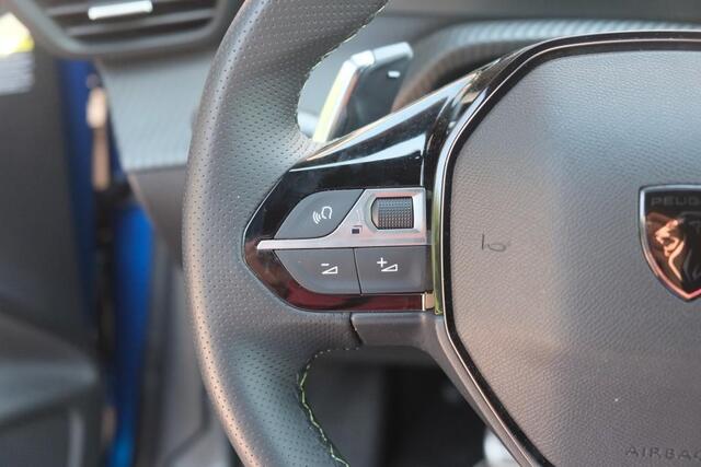 Peugeot 208 1.2 Hybrid 145pk e-DCS6 GT | Navi | App Connect | Climate | Adaptive Cruise | Keyless | Camera | Blind Spot | PDC