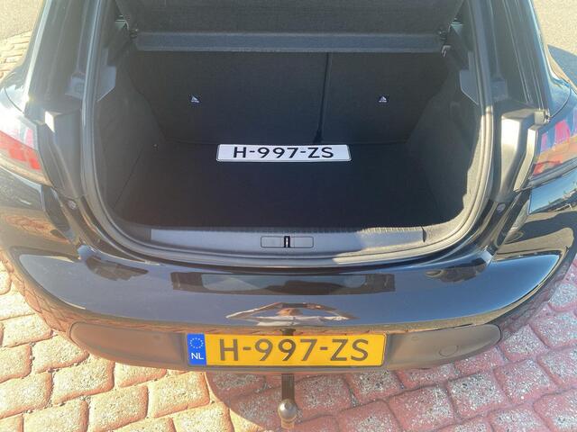 Peugeot 208 1.2 PureTech Active | Trekhaak | Navigatie | Cruise |