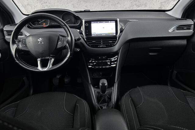 Peugeot 208 1.2 PureTech Blue Lease Executive | Cruise control | Isofix | Navigatie | Parkeersensoren