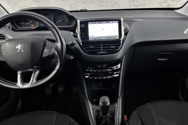 Peugeot 208 1.2 PureTech Blue Lease Executive | Cruise control | Isofix | Navigatie | Parkeersensoren