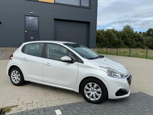 Peugeot 208 1.2 PureTech Blue Lion Apple carplay