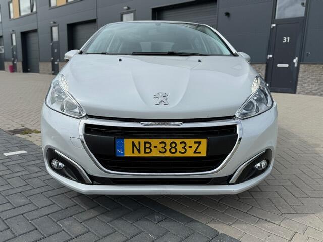 Peugeot 208 1.2 PureTech Blue Lion Apple carplay