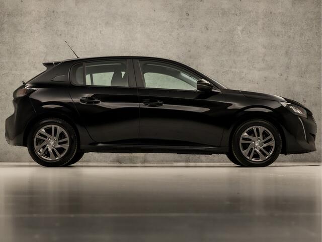 Peugeot 208 1.2 PureTech Sport (APPLE ARPLAY, GROOT NAVI, PARKEERSENSOREN, SPORTSTOELEN, LED KOPLAMPEN, LANE ASSIST, CRUISE, DAB+, NIEUWSTAAT)