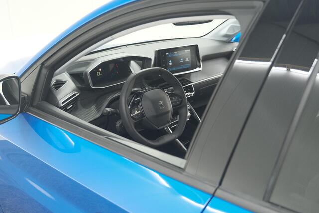 Peugeot 208 PureTech 100 Allure | Stoelverwarming | Adaptieve Cruise Control | Camera | Apple Carplay
