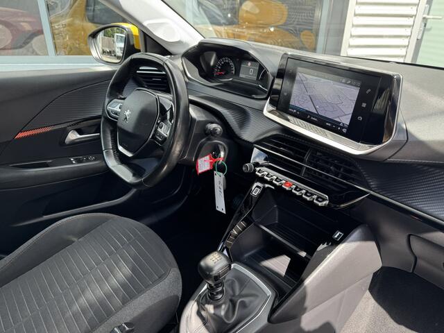 Peugeot 208 1.2 PureTech Active Clima Navi Led CarPlay