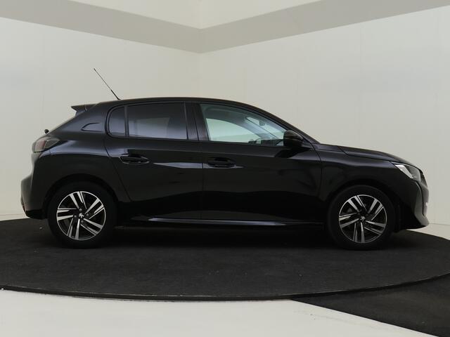 Peugeot 208 1.2 PureTech Allure Pack | Leder | Panodak | 3D Cockpit | Carplay | Camera |