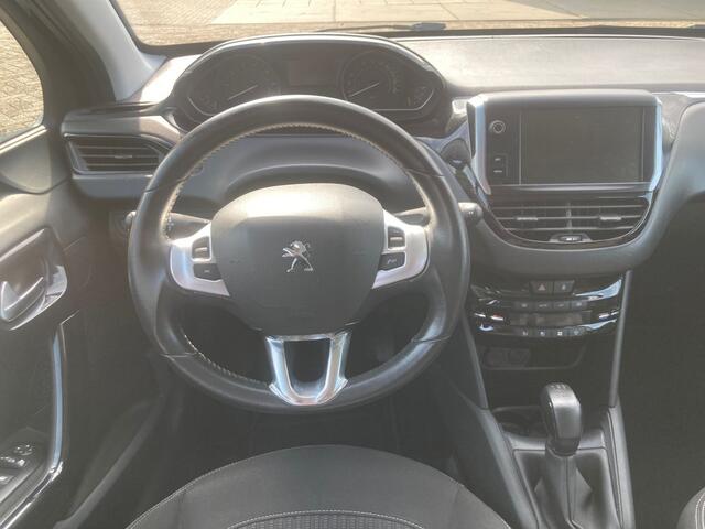 Peugeot 208 1.2 PureTech Allure Schuif/kanteldak! Apple Carplay