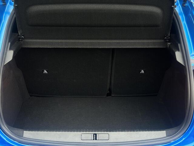 Peugeot 208 1.2 PureTech 100 Allure | Apple Carplay/Android Auto | Navigatie | Parkeercamera/-sensoren | Climate Control | DAB | Cruise Control | Full LED | Lichtmetalen velgen |