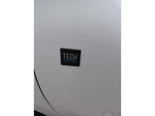 Peugeot 208 1.2 PureT. Tech Ed.