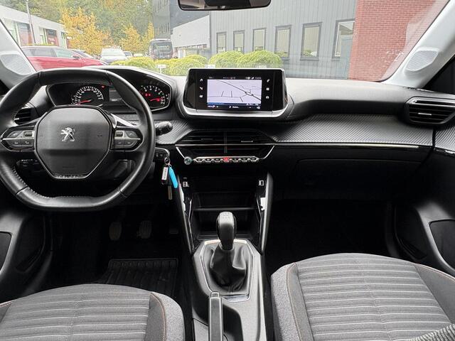 Peugeot 208 1.2 PureTech Style LED, Parkeersensoren, LM Velgen, Navigatie, Cruise Control