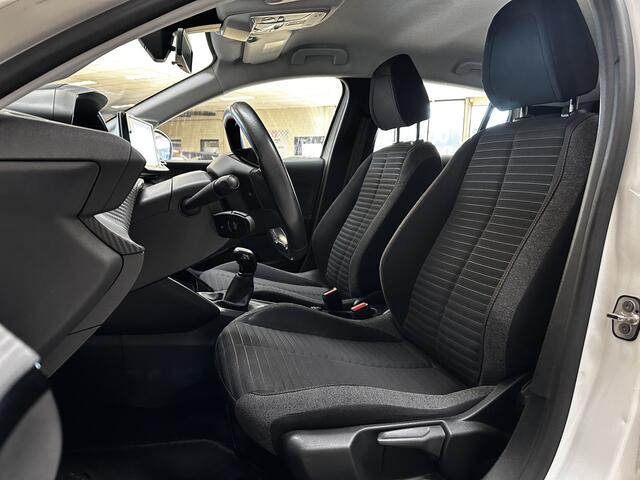 Peugeot 208 1.2 PureTech Blue Lease Active /Camera /LED Koplampen /Apple + Android /Lane Assist /Navi /Airco /Cruise /Elek. pakket /Bluetooth /16"LMV /Getint glas /PDC /Isofix.