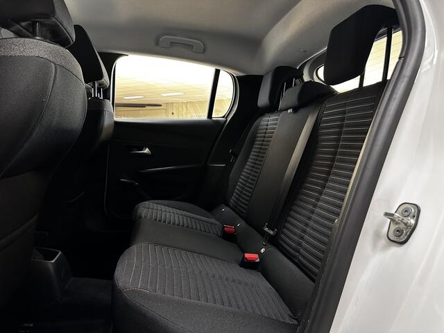 Peugeot 208 1.2 PureTech Blue Lease Active /Camera /LED Koplampen /Apple + Android /Lane Assist /Navi /Airco /Cruise /Elek. pakket /Bluetooth /16"LMV /Getint glas /PDC /Isofix.