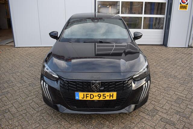 Peugeot 208 1.2 Hybrid 145 e-DCS6 GT | 360° camera | ACC | Keyless-Entry