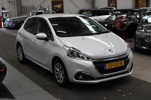 Peugeot 208 1.2 PureTech Blue Lion Airco, Cruise Control, Navigatie, Stuurbekrachtiging