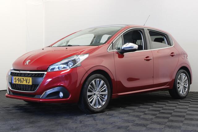 Peugeot 208 1.2 PureTech Blue Lease Executive |Pano|Navi|