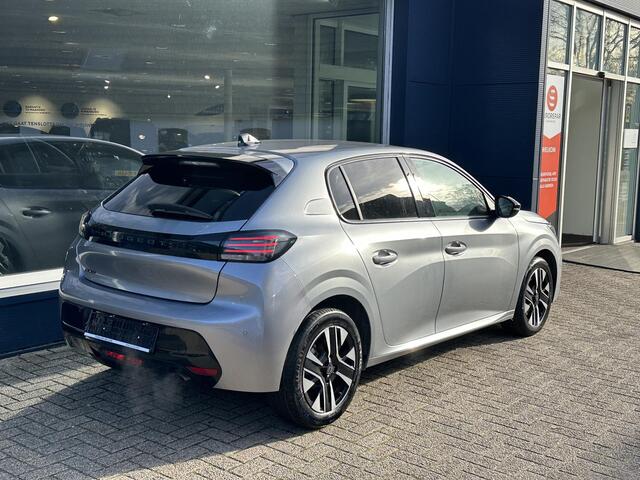 Peugeot 208 Allure 1.2 Turbo 100 PK 6-Bak | LED Koplampen | Slechts 9.850 KM !| Facelift Model | Parkeersensoren Rondom | 10'' inch Touch Screen | Draadloze telefoon Navigatie via Apple Car play/ Android Auto | Cruise Control | Rijbaan Bewaking | Stuurwiel Bediening