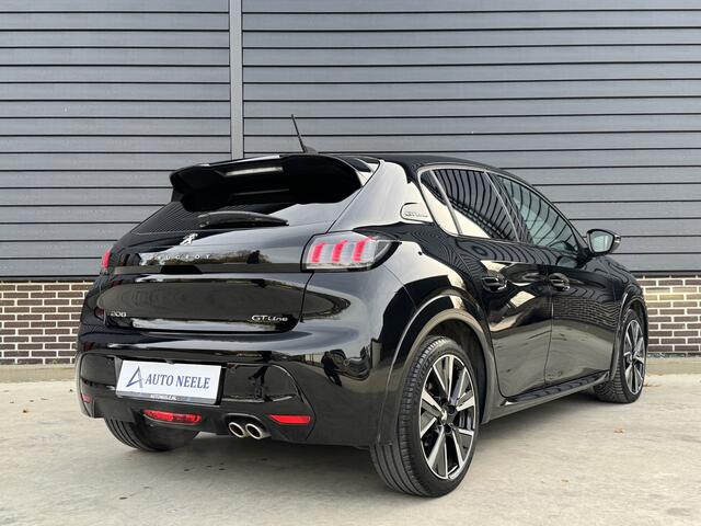 Peugeot 208 1.2 130 pk GT Panoramadak, vol leder elektrisch
