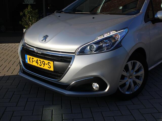 Peugeot 208 1.2 PureTech 82PK Blue Lion Airco, Navigatie, Parkeersensoren achter