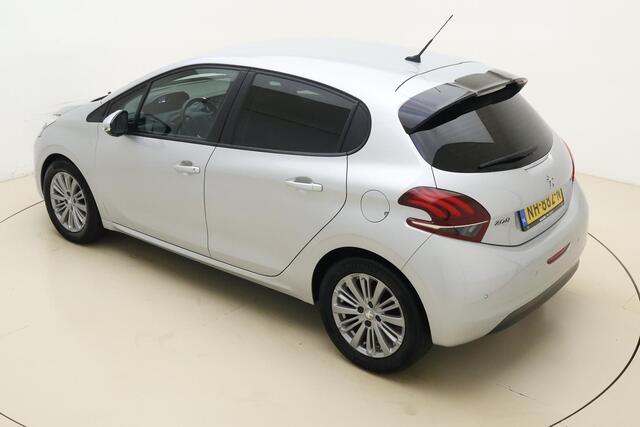 Peugeot 208 1.2 PureTech Blue Lion 5 Deurs | 81pk | Airco | Navigatie | Cruise Control | Parkeersensoren Achter | Donkere ramen achter | DAB