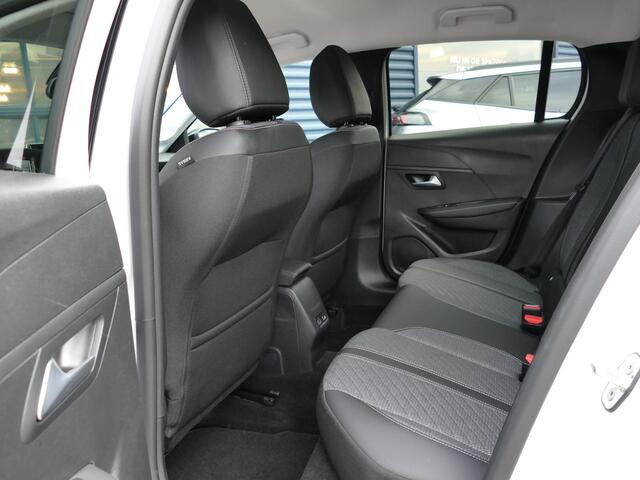 Peugeot 208 1.2 Hybrid 110 e-DCS6 Allure | 360° Camera | Navigatie | Climate Control | Full LED | 16'' LM Velgen | Apple Carplay/Android Auto