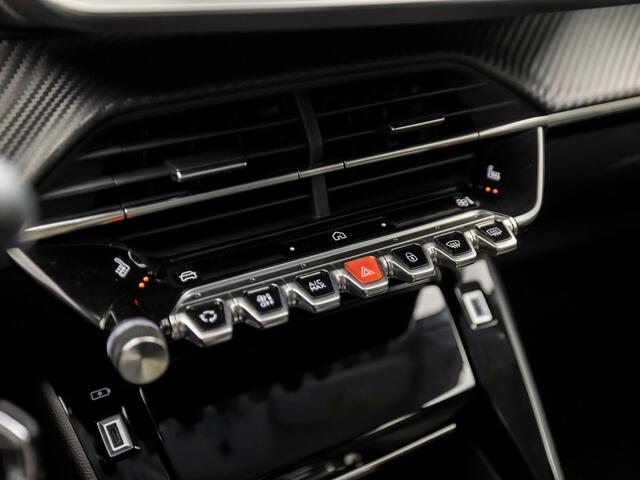 Peugeot 208 Hybrid 100 e-DCS6 Allure Automaat (VIRTUAL COCKPIT, APPLE CARPLAY, GROOT NAVI, 360 CAMERA, LEDER, STOELVERWARMING, SPORTSTOELEN, ADAPTIVE CRUISE, GETINT GLAS, NIEUWSTAAT)