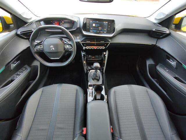 Peugeot 208 1.2 PureTech Allure 100PK Panoramadak Led Navi-Carplay Cruise-Adaptiv 360-Camera