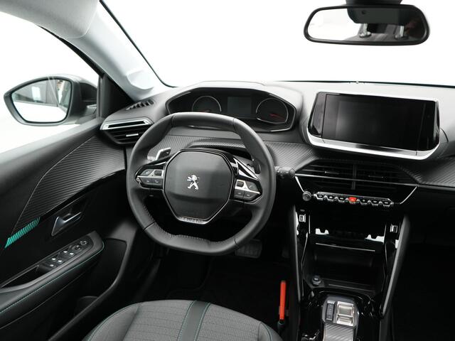 Peugeot 208 1.2 PureTech Allure AUTOMAAT !!