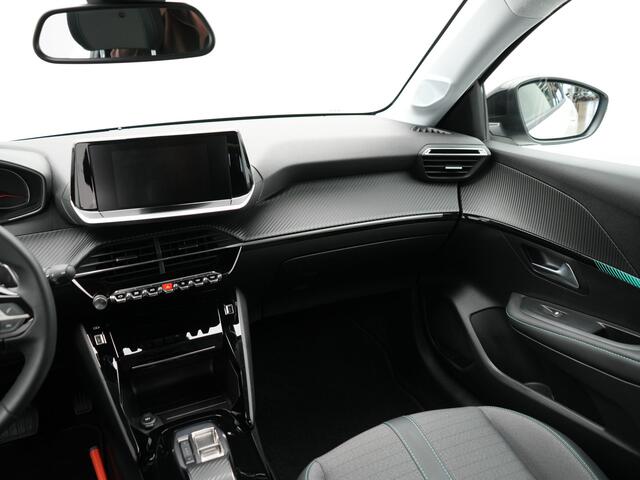 Peugeot 208 1.2 PureTech Allure AUTOMAAT !!