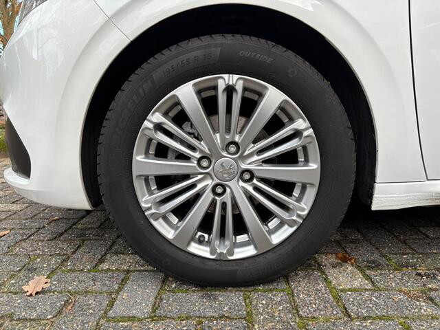 Peugeot 208 1.2 PureTech Allure