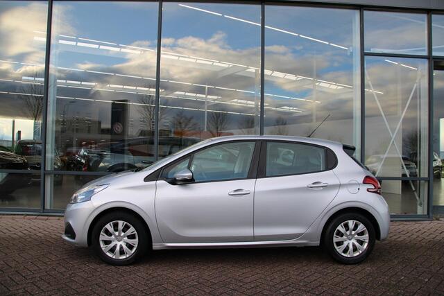Peugeot 208 1.2 PureTech Blue Lion Airco Navi Carplay Cruise Dealer onderhouden
