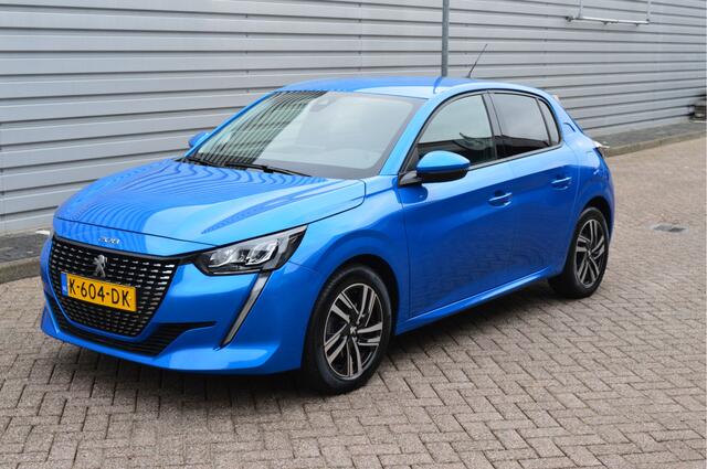 Peugeot 208 1.2 PureTech Blue Lease Allure O.a; Carplay, LED, PDC, Camera, Navi, Clima, Cruise, Etc. All-in prijs!
