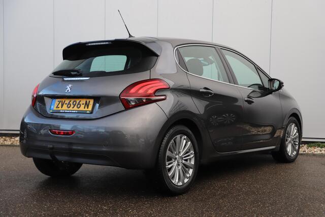 Peugeot 208 1.5 BlueHDi Blue Lease Allure 101PK Trekhaak Navigatie Carplay Android 16 inch LMV Climate Cruise Control