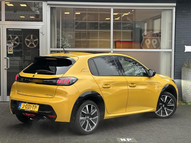 Peugeot 208 1.2 PureTech GT-Line CLIMA / CRUISE / PANO / 3D / CAMERA