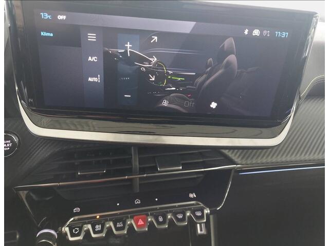 Peugeot 208 1.2 Hybrid 110 e-DCS6 GT Adaptieve cruise control/ECC/Camera.