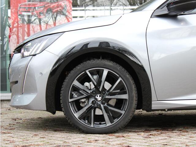 Peugeot 208 1.2 PT GT | Camera / Navi / Stoelverw. / Adapt. Cruise / Pano