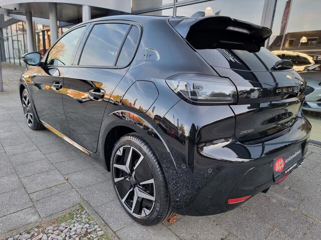 Peugeot 208 Hybrid 136 e-DCS6 GT | Ad.cruise | Panorama | Allerdikste uitvoering! | 1023km!