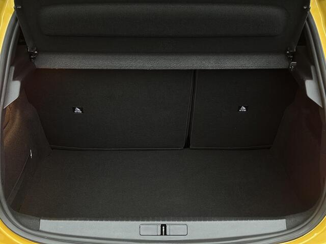 Peugeot 208 1.2 PureTech 130pk Allure Pack | Adaptive Cruise Control | Parkeercamera/-sensoren | Apple Carplay/Android Auto | Keyless Entry/Start | Climate Control | Full LED |