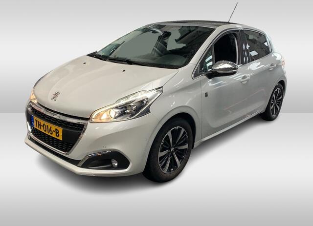 Peugeot 208 1.2 PureTech Tech Edition / Nieuwe distr.riem! / Full option! / Trekhaak / Panoramadak / Camera / Navigatie / 16'' / Getint glas / DAB / Cruise Control / Armsteun