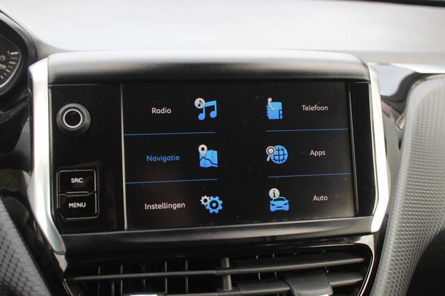 Peugeot 208 1.2 PureTech Tech Edition / Nieuwe distr.riem! / Full option! / Trekhaak / Panoramadak / Camera / Navigatie / 16'' / Getint glas / DAB / Cruise Control / Armsteun