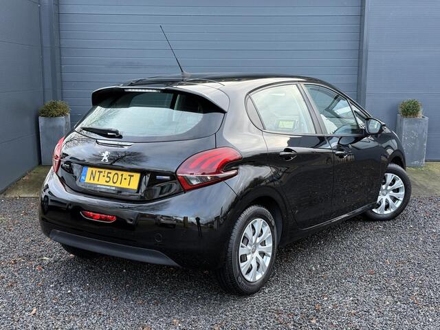 Peugeot 208 1.2 PureTech Active 2e Eigenaar,Navi,Airco,Cruise,5 Deurs,Dealer Onderhouden,N.A.P,Weinig km,Zeer Zuinig,Apk tot 05-2026