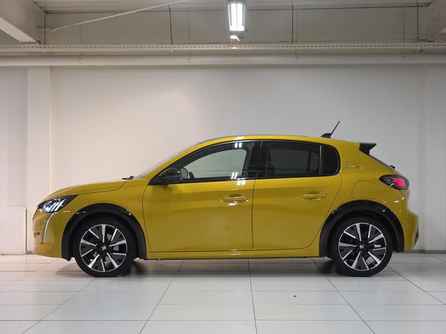 Peugeot 208 1.2 PureTech GT-Line Automaat | Trekhaak | Panoramadak | Navigatie