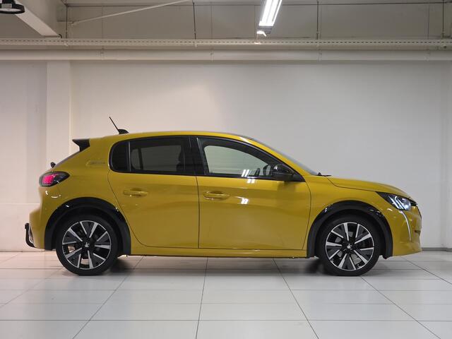 Peugeot 208 1.2 PureTech GT-Line Automaat | Trekhaak | Panoramadak | Navigatie