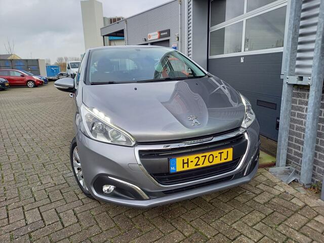 Peugeot 208 1.2 PureTech Allure - CAMERA + PDC - CARPLAY / ANDROID - CLIMA - CRUISE - NAVI -