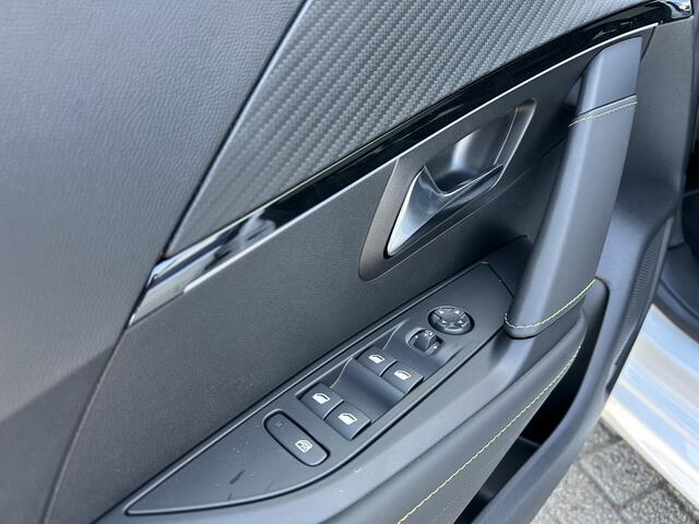 Peugeot 208 1.2 Hybrid 145 PK GT Automaat Hybride | Glazen Panoramadak | Navigatie via Telefoon | Climate Control | Keyless Entry & Start | Cruise Control | Sportstoelen | 17" Lichtmetalen Velgen | Full LED Verlichting | Parkeersensoren V+A | Dakspoiler |